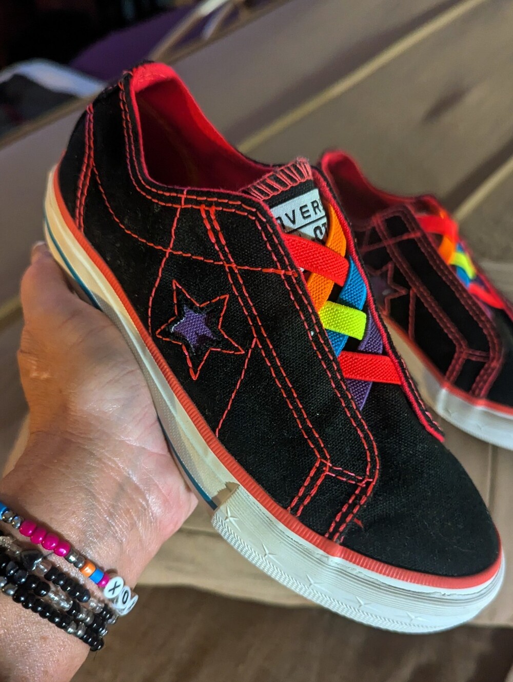 Converse girls Black Canvas Slip-On Sneakers with Rainbow Elastic Laces Size 13